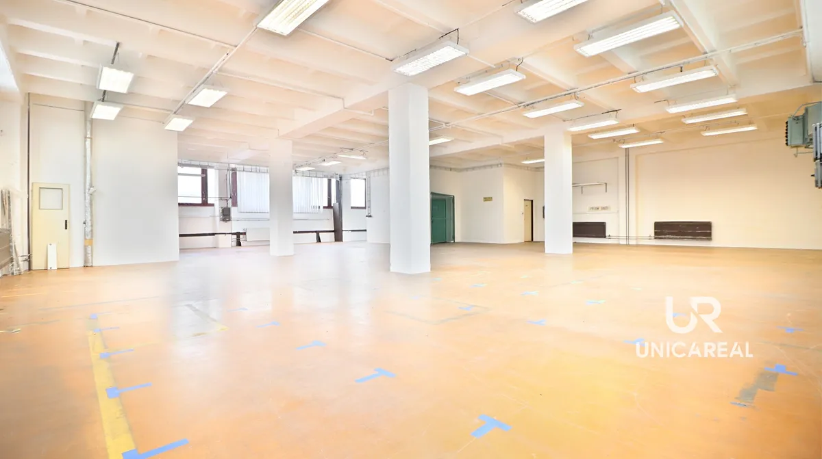 Pronájem skladového prostoru 333 m²